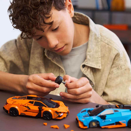 Lamborghini Revuelto ve Huracán STO